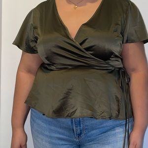 PLUS SIZE Tie Blouse LIKE NEW